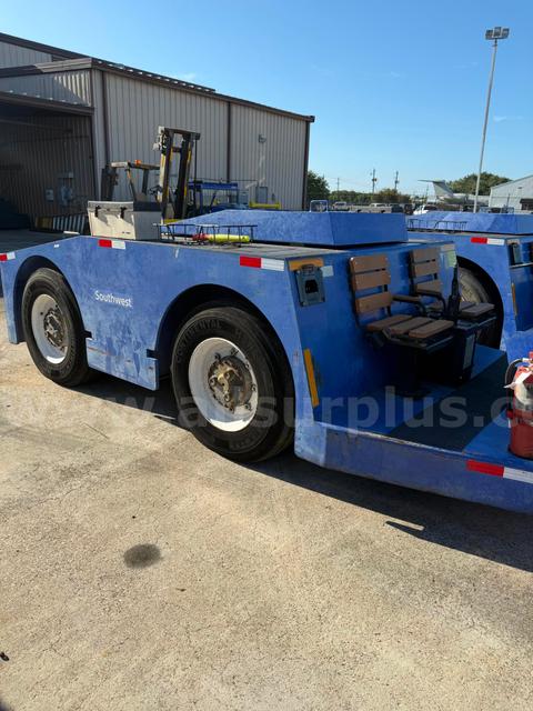 2001 FMC B350EL Push Back