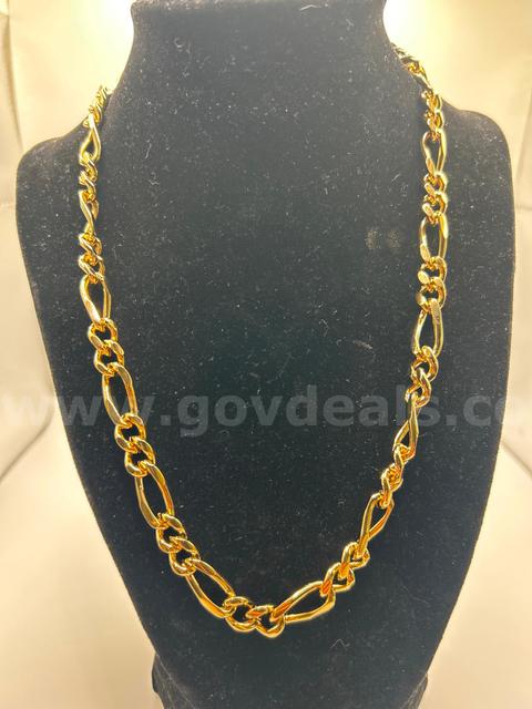 24k Gold, 20” Large Chunky Figaro Necklace. Read ⬇️