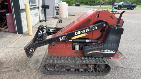2009 Ditch Witch SK650 Mini Skid Steer