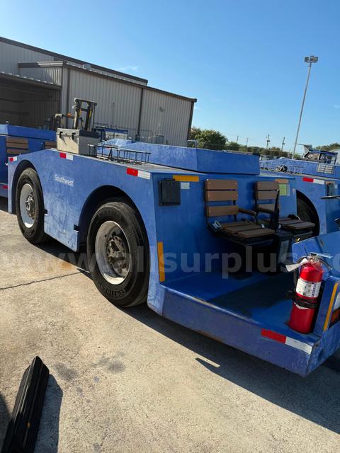 2001 FMC B350EL Push Back