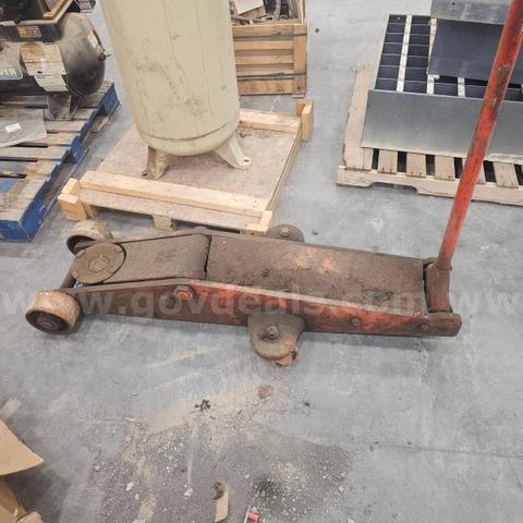 20 Ton Floor Jack