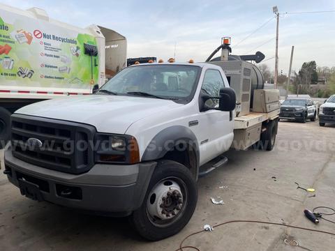 2005 Ford F550