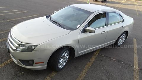 2010 Ford Fusion SE 4-Door Sedan