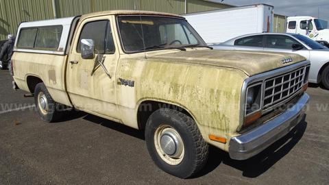 1985 Dodge D150 Reg Cab Pickup