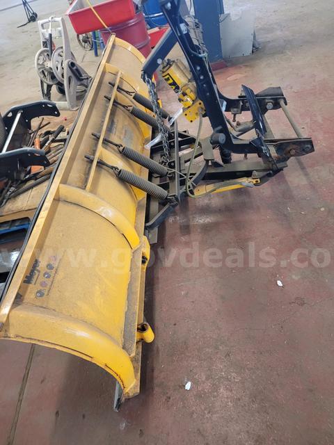 Meyers 9ft plow
