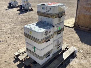 (5) Storage Cases — photo 1