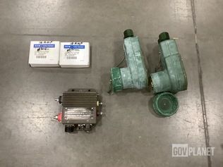 (11) Electrical Plug Connectors, (5) Circuit Breakers & Assorted Items - photo 1