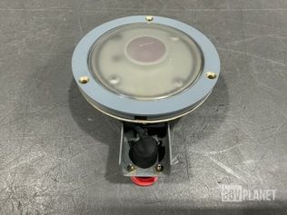 Control Products 4000059-003 NVIS Visible Lower Formation Light — photo 1