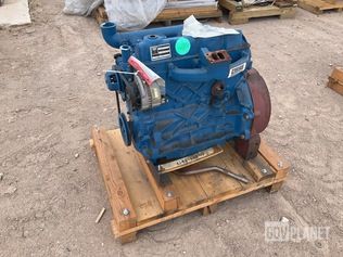 Ford 444 BSD Diesel Engine — photo 1