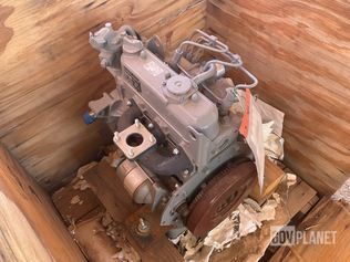 Kubota D1105-EF02 Diesel Engine — photo 1