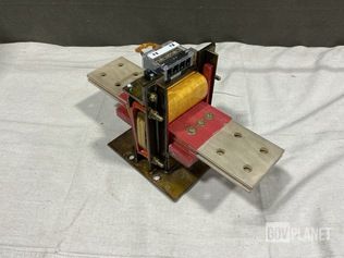 (2) Cutler-Hammer 1304230 Current Transformers — photo 1