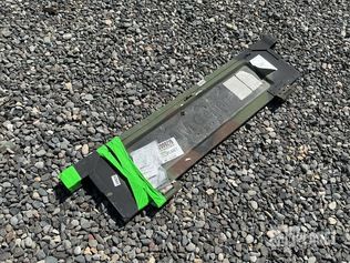 AM General 5575698 Vehicular Tailgate — photo 1