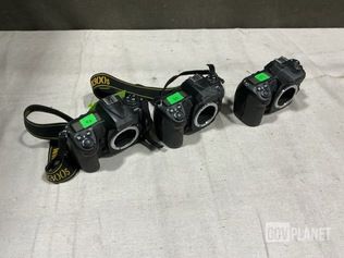 (5) Digital Cameras - photo 1
