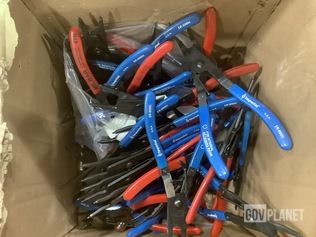 (21) Assorted Pliers - photo 1
