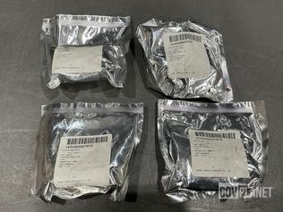 (10) Eaton Aerospace 17204-1 Brake VAL Port Caps