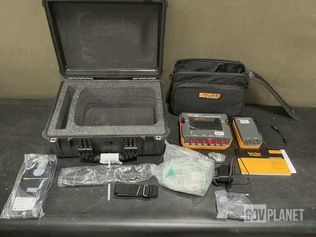 Fluke VT900A Gas Flow Analyzer - photo 1