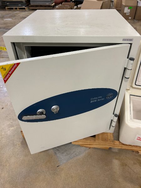 Various Safes — photo 1