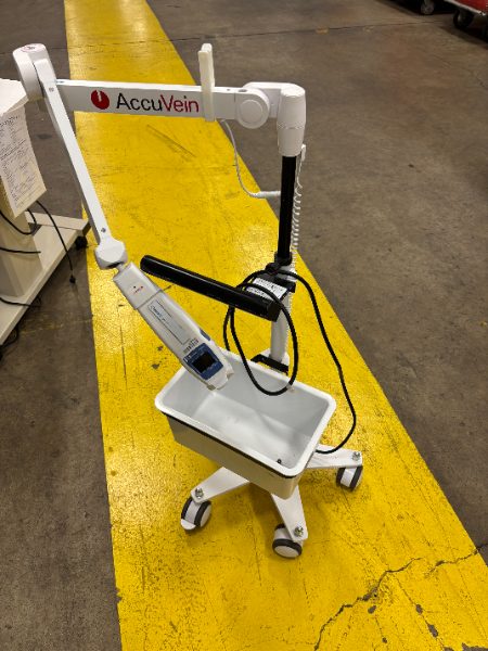 VEIN FINDER — photo 1