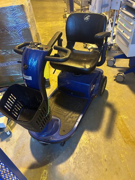 MOTORIZED WHEELCHAIR — photo 1