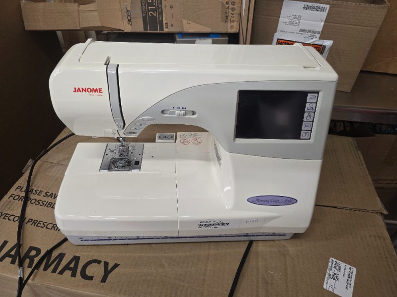 Sewing/Embroidery Machine — photo 1
