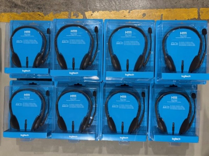 Wired Headsets — photo 1