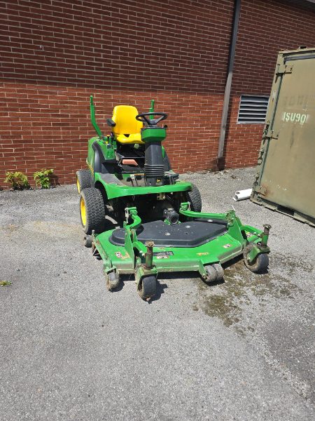 Lawn Mower — photo 1