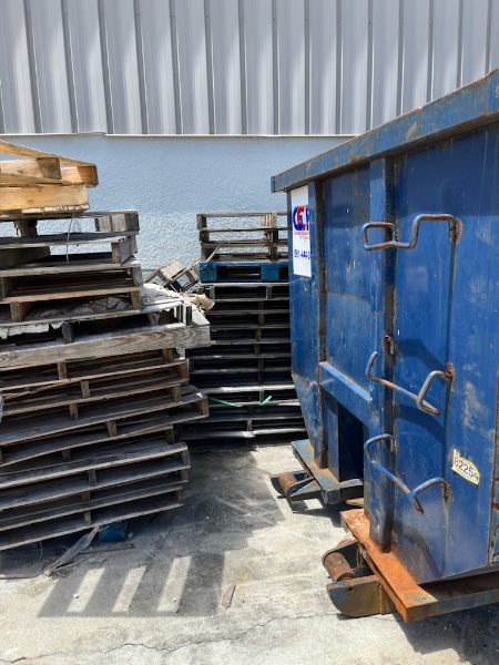 Usable Pallets — photo 1