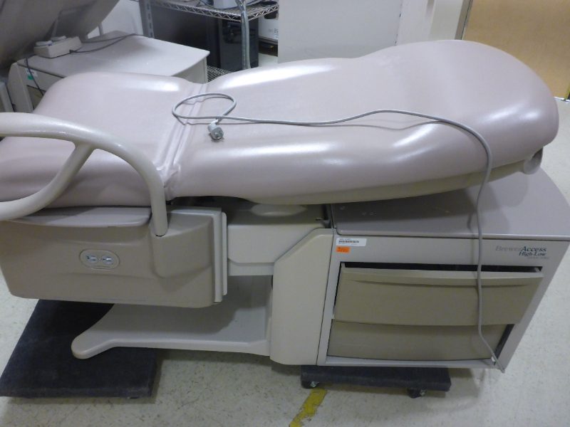 EXAM TABLE — photo 1