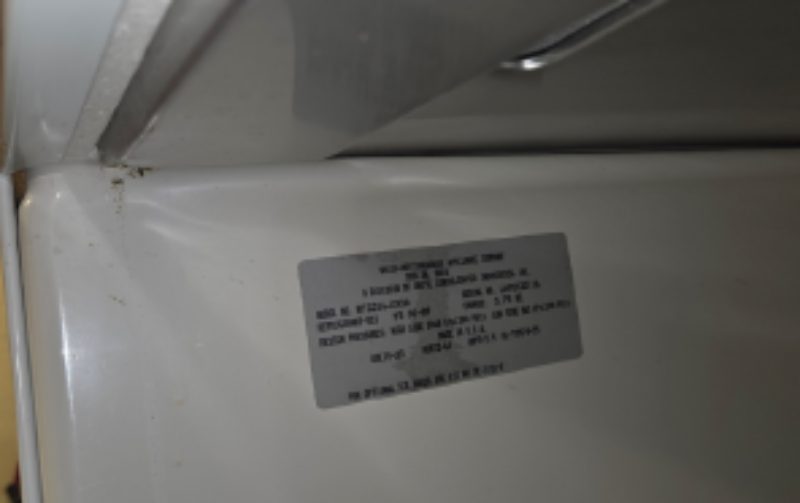 Westinghouse Refrigerator — photo 1