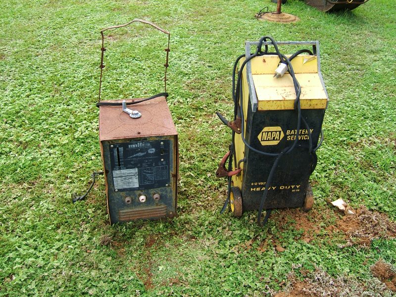 (2) Battery Chargers & IncubatorI — photo 1