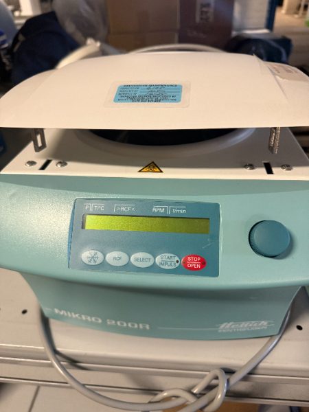 CENTRIFUGE — photo 1