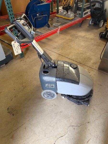 NILFISK FLOOR CLEANERS — photo 1