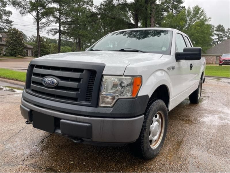 2011 FORD F150 - photo 1