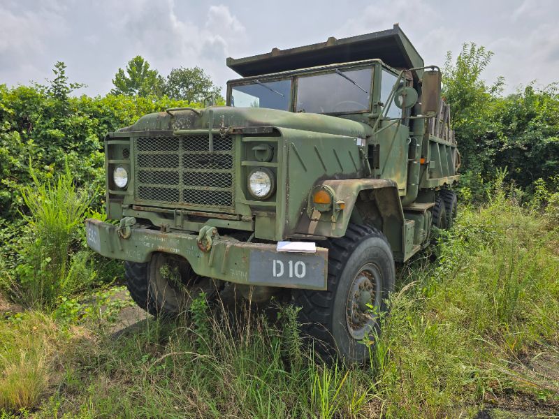 1985 Dump Truck
