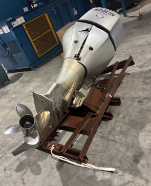 Honda Outboard Engine — photo 1
