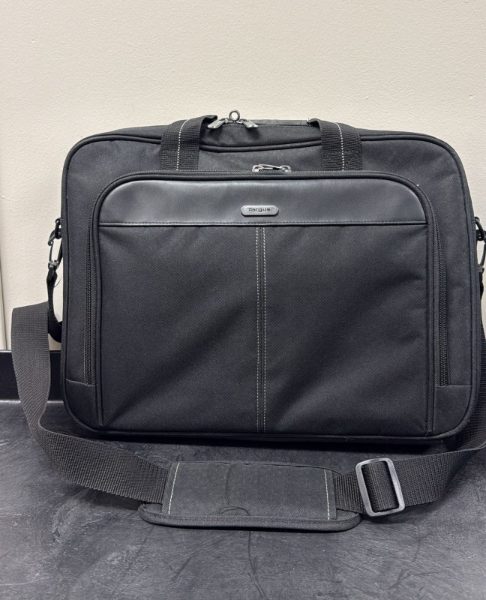 TARGUS & KENSINGTON LAPTOP BAGS — photo 1