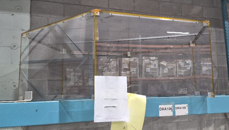 DISPLAY COVER PLEXIGLASS — photo 1