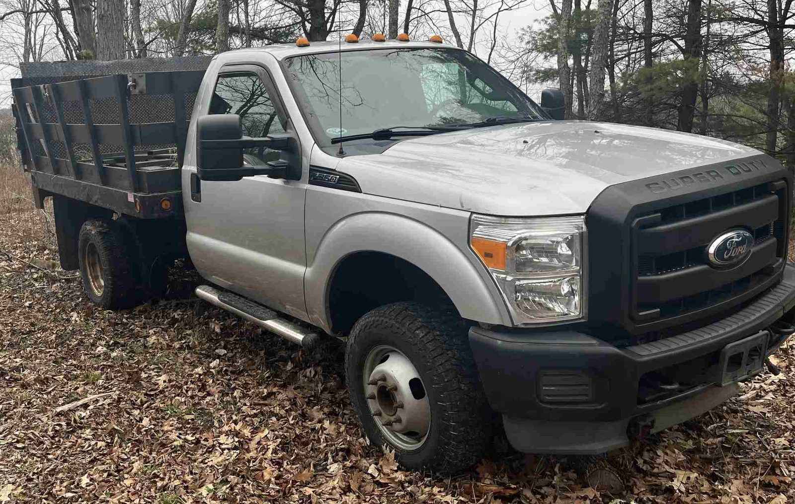 2011 Ford F350 — photo 1
