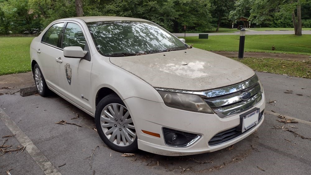 2010 Ford Fusion Hybrid — photo 1
