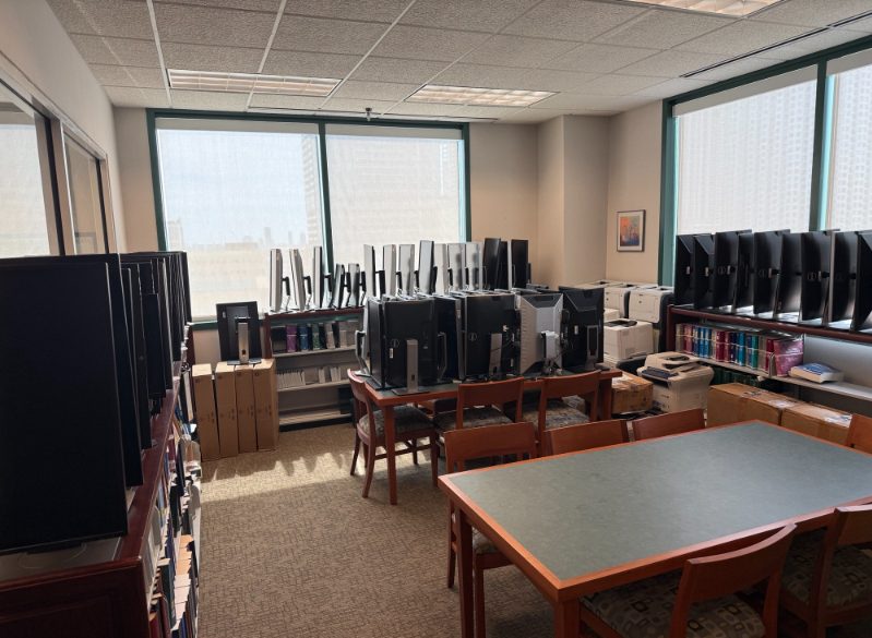 UPS devices, Printers, and Monitors — photo 1