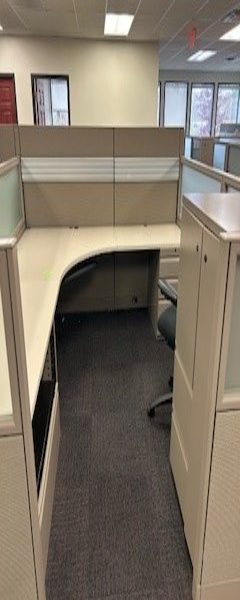 Office Cubicles — photo 1