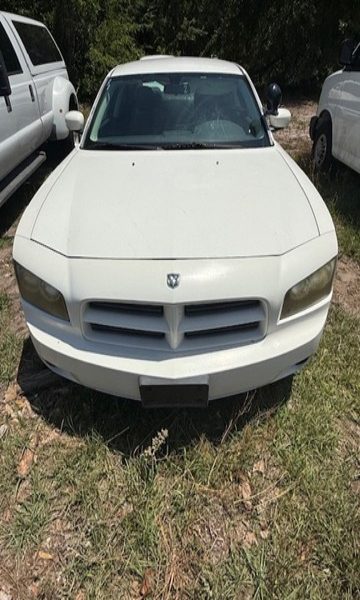 2010 Dodge Charger — photo 1