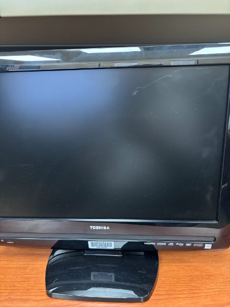 Toshiba LCD/TV Combo with DVD — photo 1
