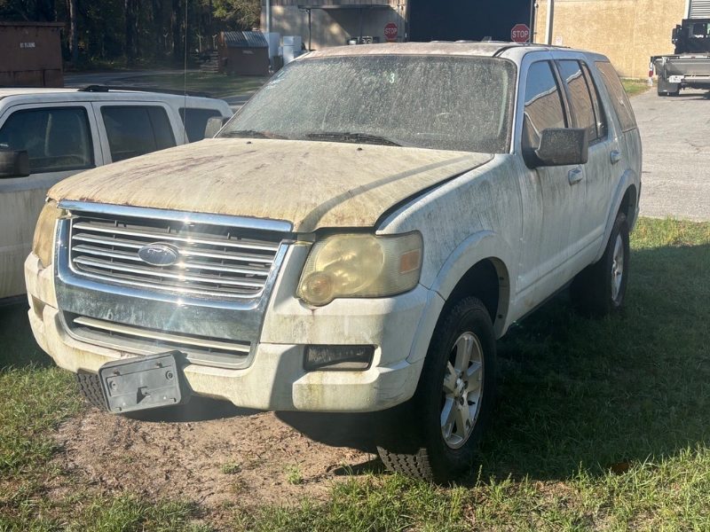 2009 Ford Explorer — photo 1