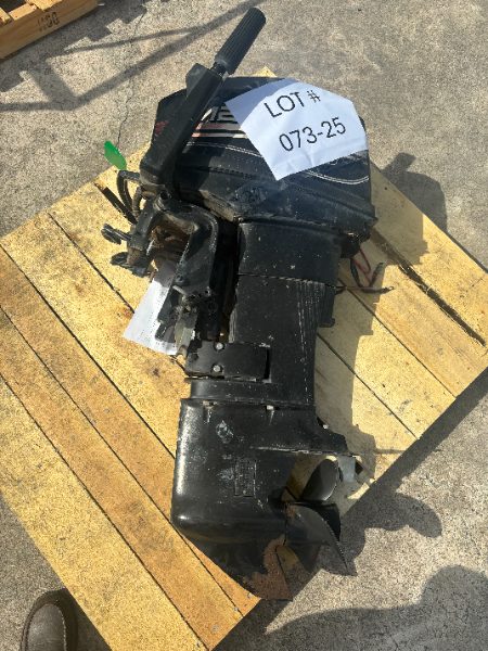 Outboard Motor - photo 1