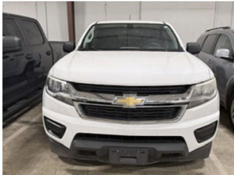 2018 CHEVROLET COLORADO CREW CAB WORK TRUCK - MAY NEED NEW BATTERY - photo 1