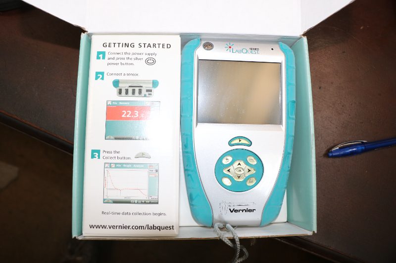 Lab Quest Vernier Analysis machines - photo 1