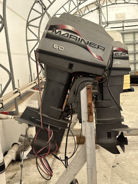 Mercury outboard motor 60 - photo 1