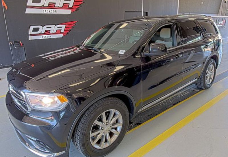 2016 DODGE DURANGO - ENGINE WARNING LIGHT ON — photo 1