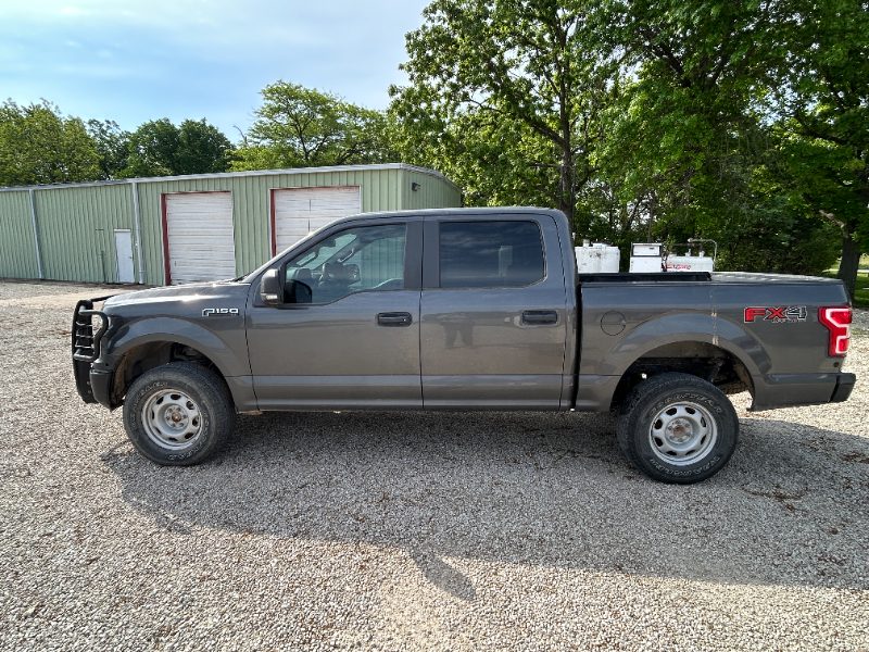 2019 Ford F-150 SuperCrew Cab XL FX4 — photo 1